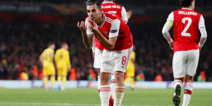 Gelandang Arsenal, Dani Ceballos merayakan selebrasi pasca membobol gawang Standard Liege dalam laga kedua Grup F Liga Europa 2019-2020, Jumat (4/10) dini hari WIB | REUTERS/David Klein