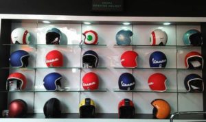 Rekomendasi Helm Vespa Matic