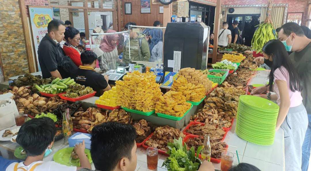 kuliner malam di jakarta