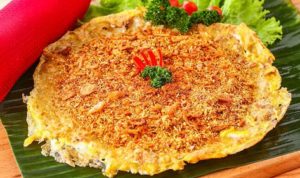 Kerak telor khas Jakarta