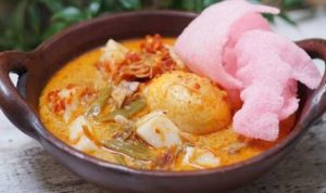 Lontong Kari Kebon Karet